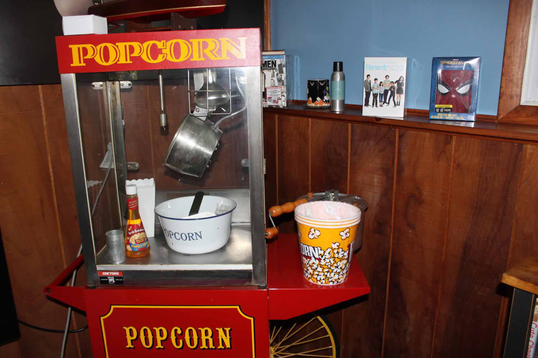 Retro Popcorn Bucket – Novelty Place